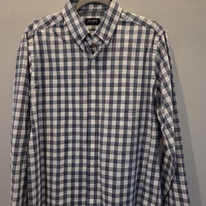 The Tie Bar Men's Navy and White Gingham Button-Down Shirt